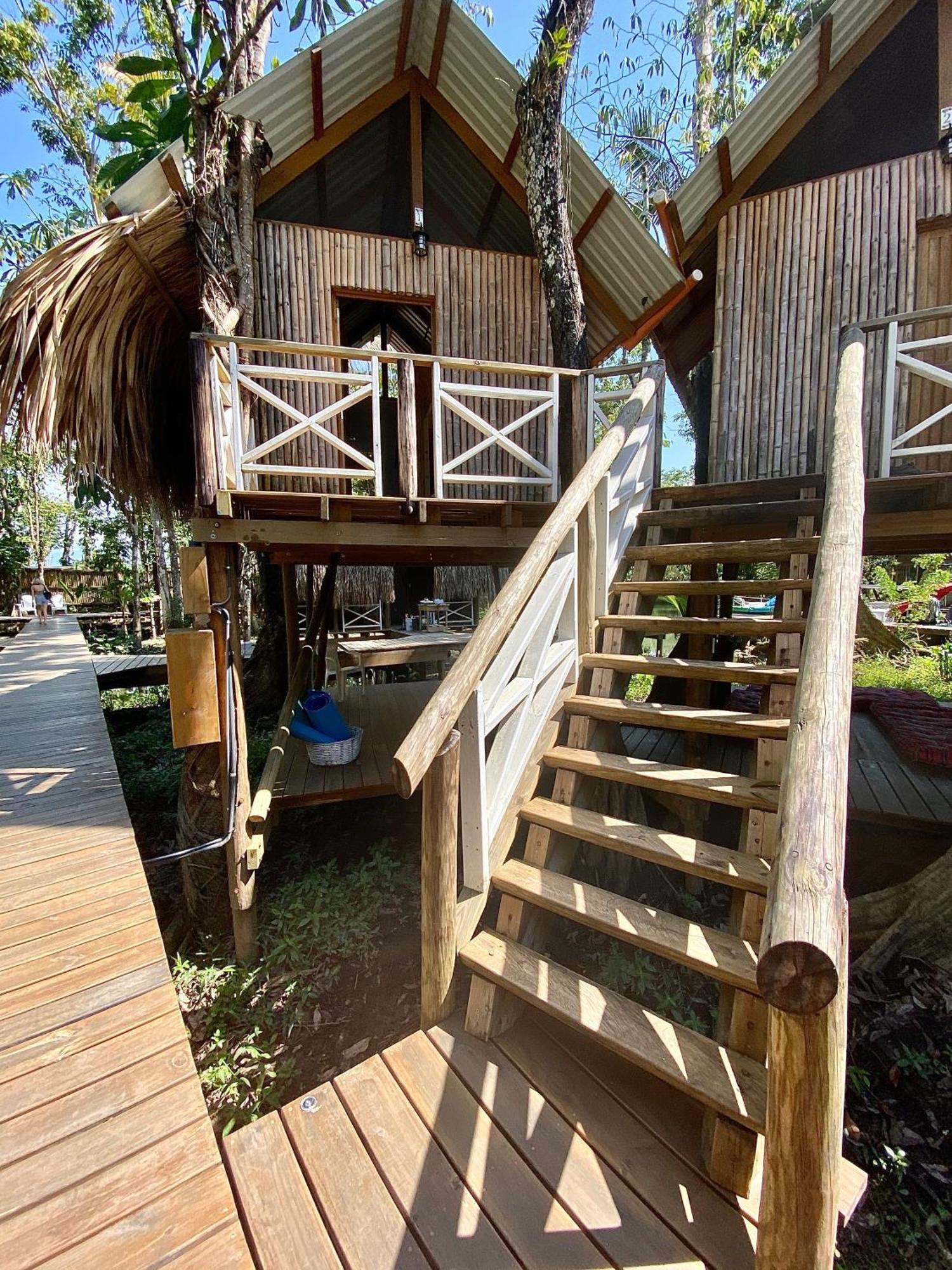 Hostel Boatique And Marina Rio Dulce
